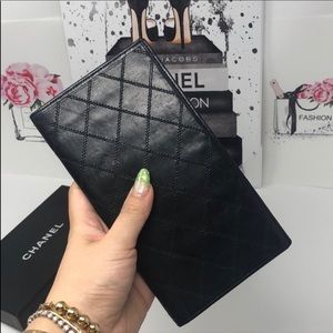 Authentic Chanel black diamond vintage bifold wallet. ABSOLUTELY MINT CONDITION!